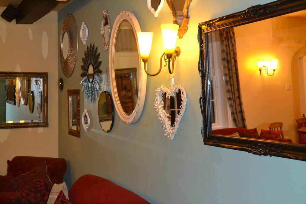 Hotel The Mill Arms Romsey Esterno foto