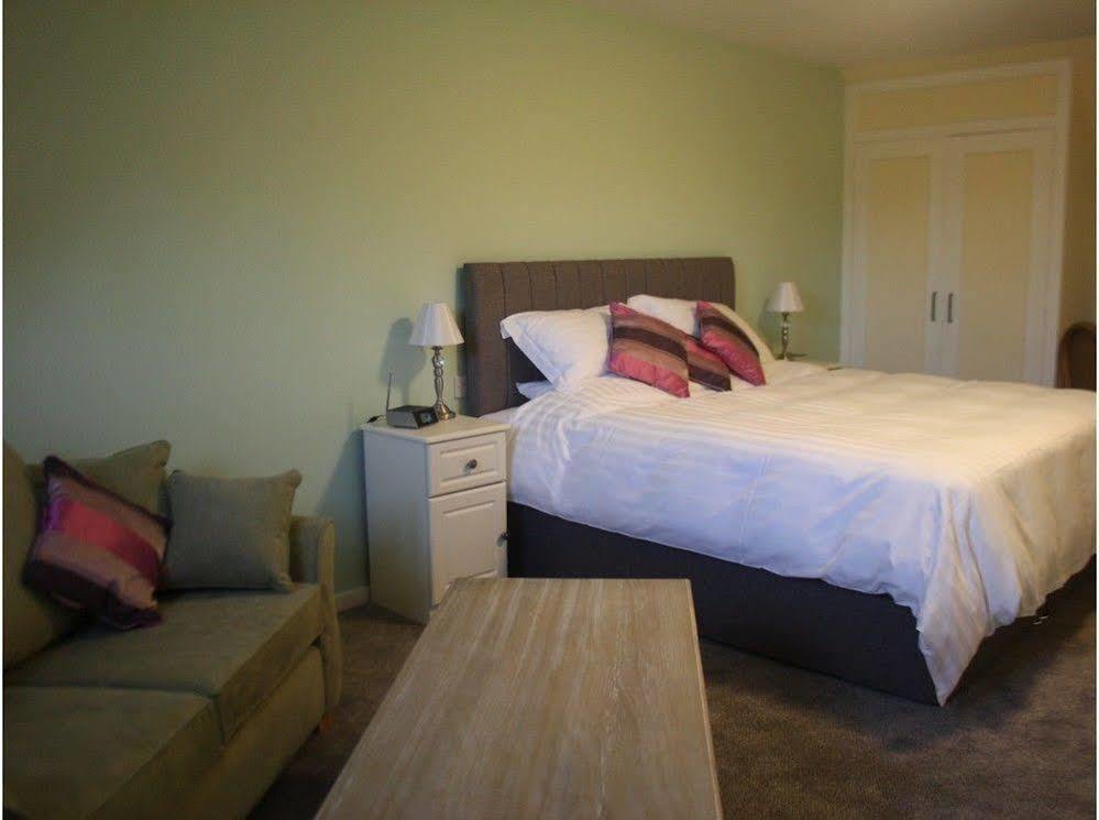 Hotel The Mill Arms Romsey Esterno foto